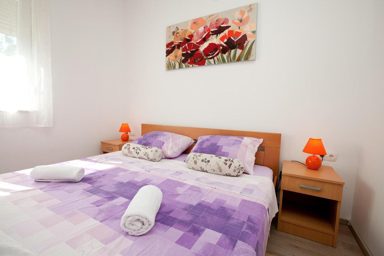 Apartmani Lea Starigrad Paklenica Exterior photo